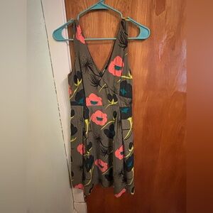 Olive & Coral Floral Dress ASO Aria Montgomery in Pretty Little Liars